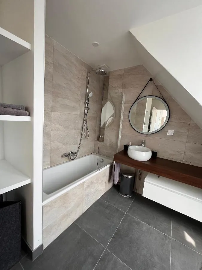 Luxury Apartment Elysees Parigi