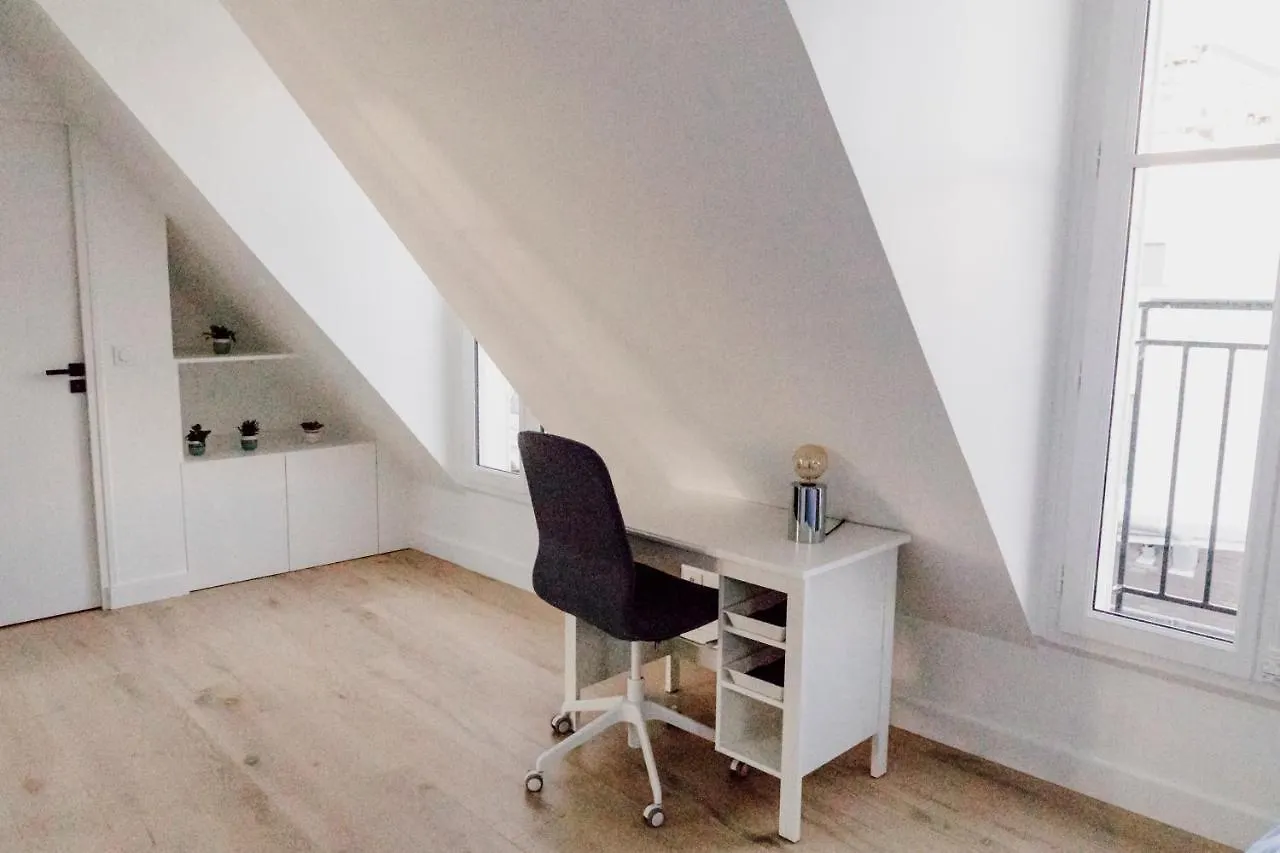 Luxury Apartment Elysees Parigi